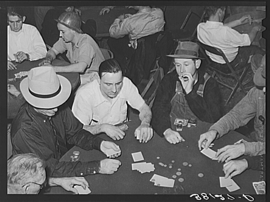 Poker with a Twist – Analog Games